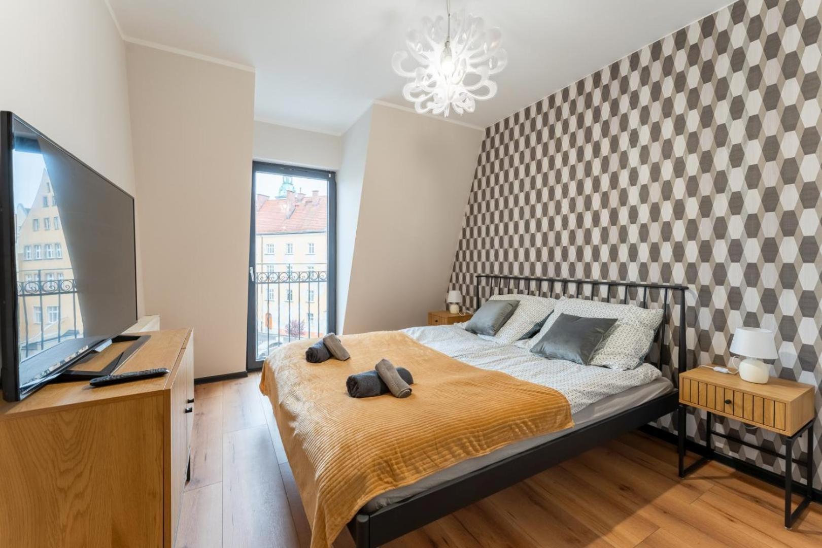 Apartament Przy Baszcie - Z Prywatnym Parkingiem W Centrum - By Spaceapart Єленя-Ґура Екстер'єр фото