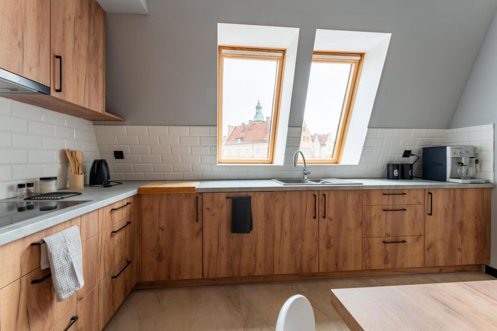 Apartament Przy Baszcie - Z Prywatnym Parkingiem W Centrum - By Spaceapart Єленя-Ґура Екстер'єр фото