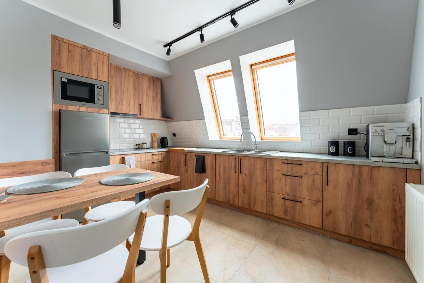 Apartament Przy Baszcie - Z Prywatnym Parkingiem W Centrum - By Spaceapart Єленя-Ґура Екстер'єр фото